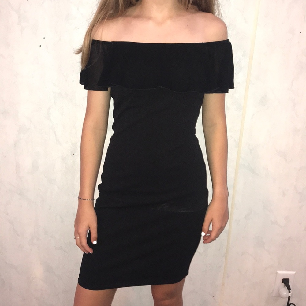 black,off shoulder and formal dress